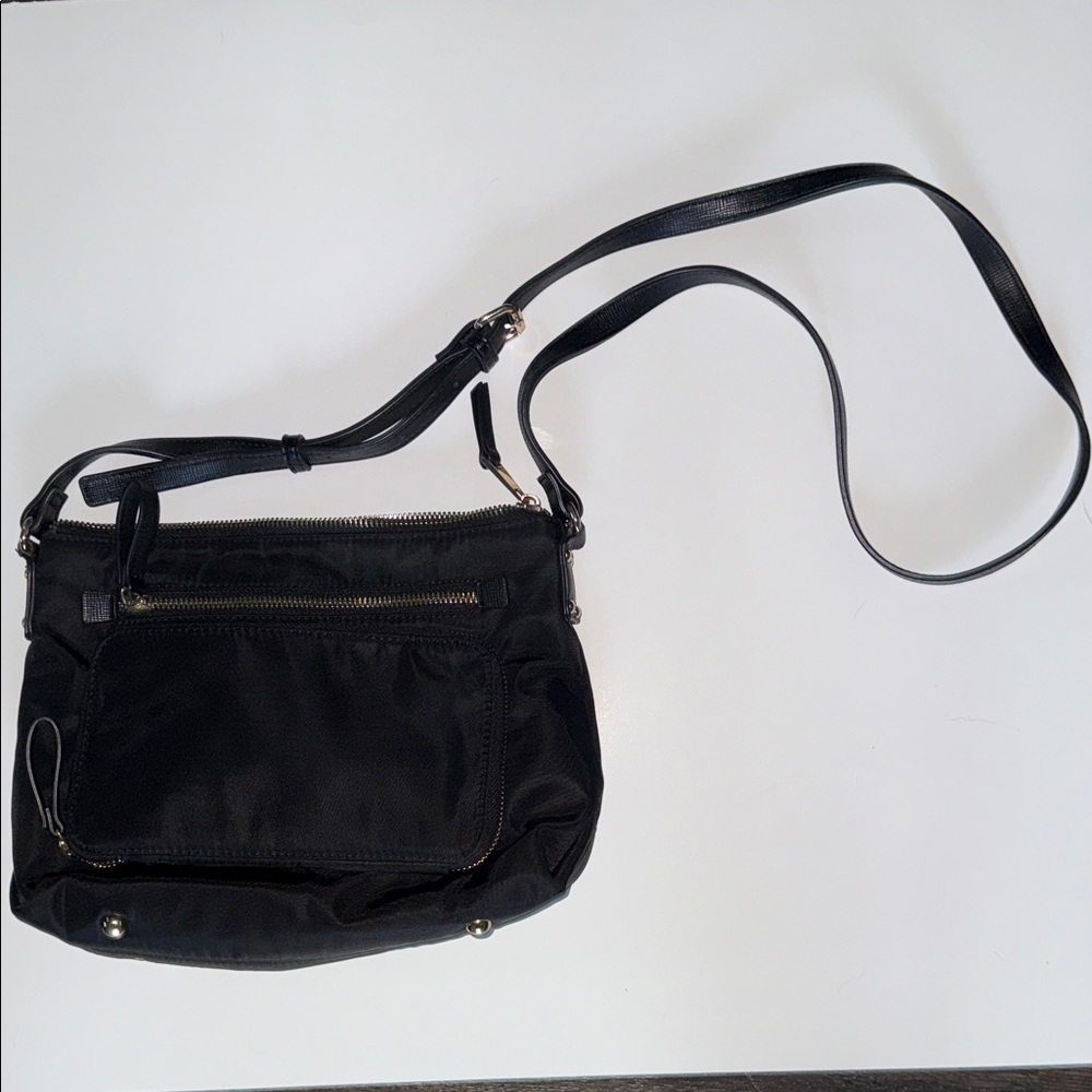 Kelly & Katie Elegant Black Crossbody Bag